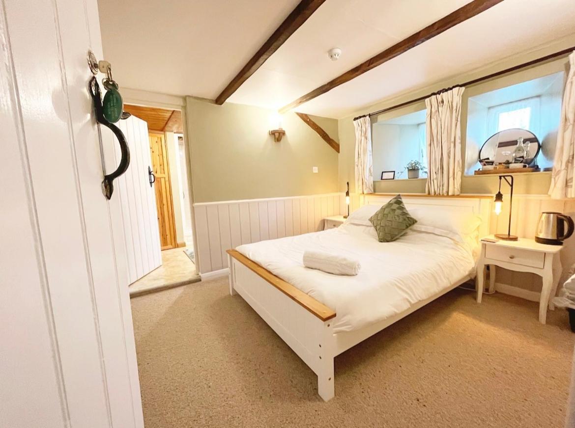 Burnley House Bed & Breakfast Hutton le Hole Exterior photo
